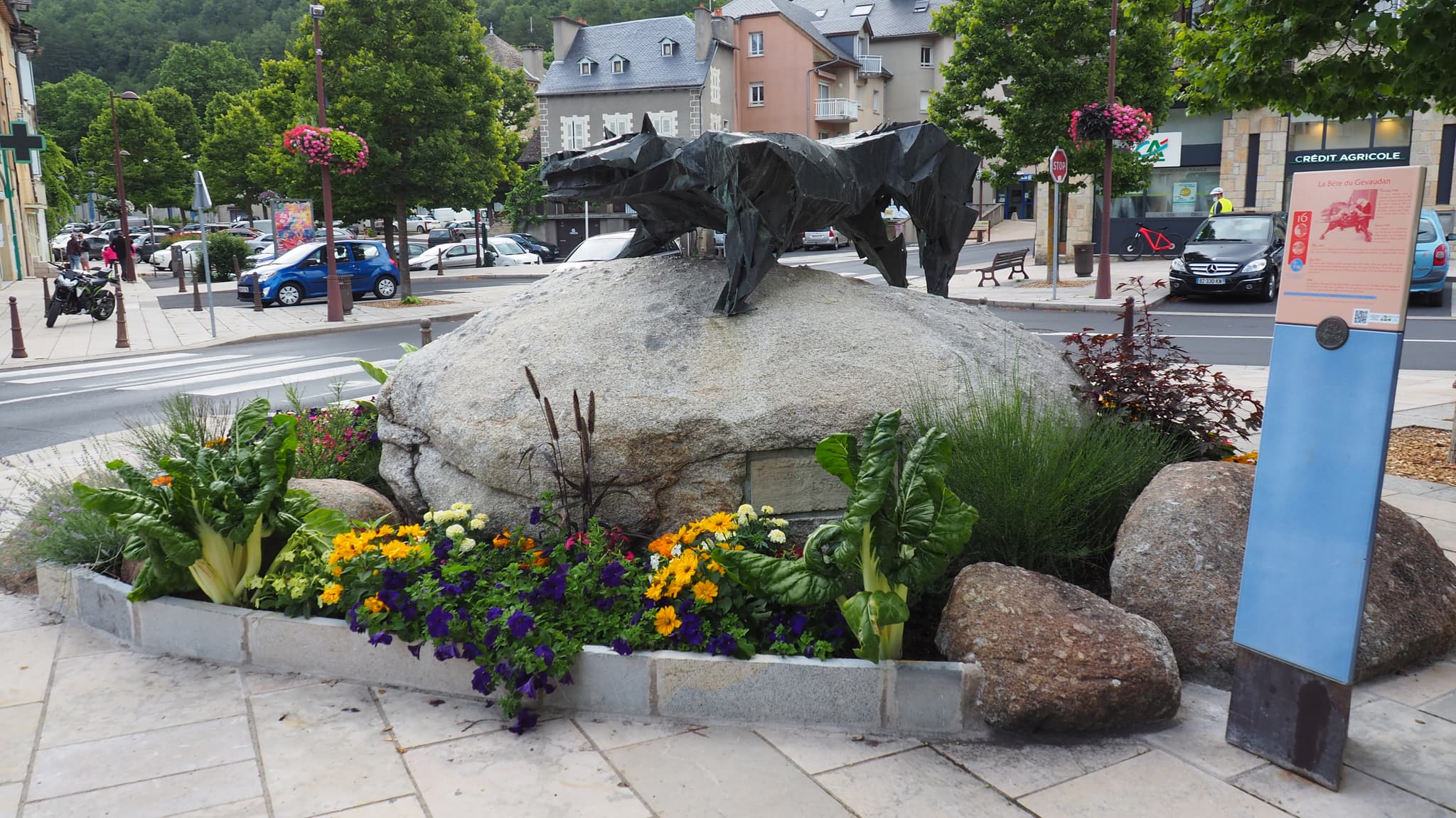 Statue de la Bête du Gévaudan