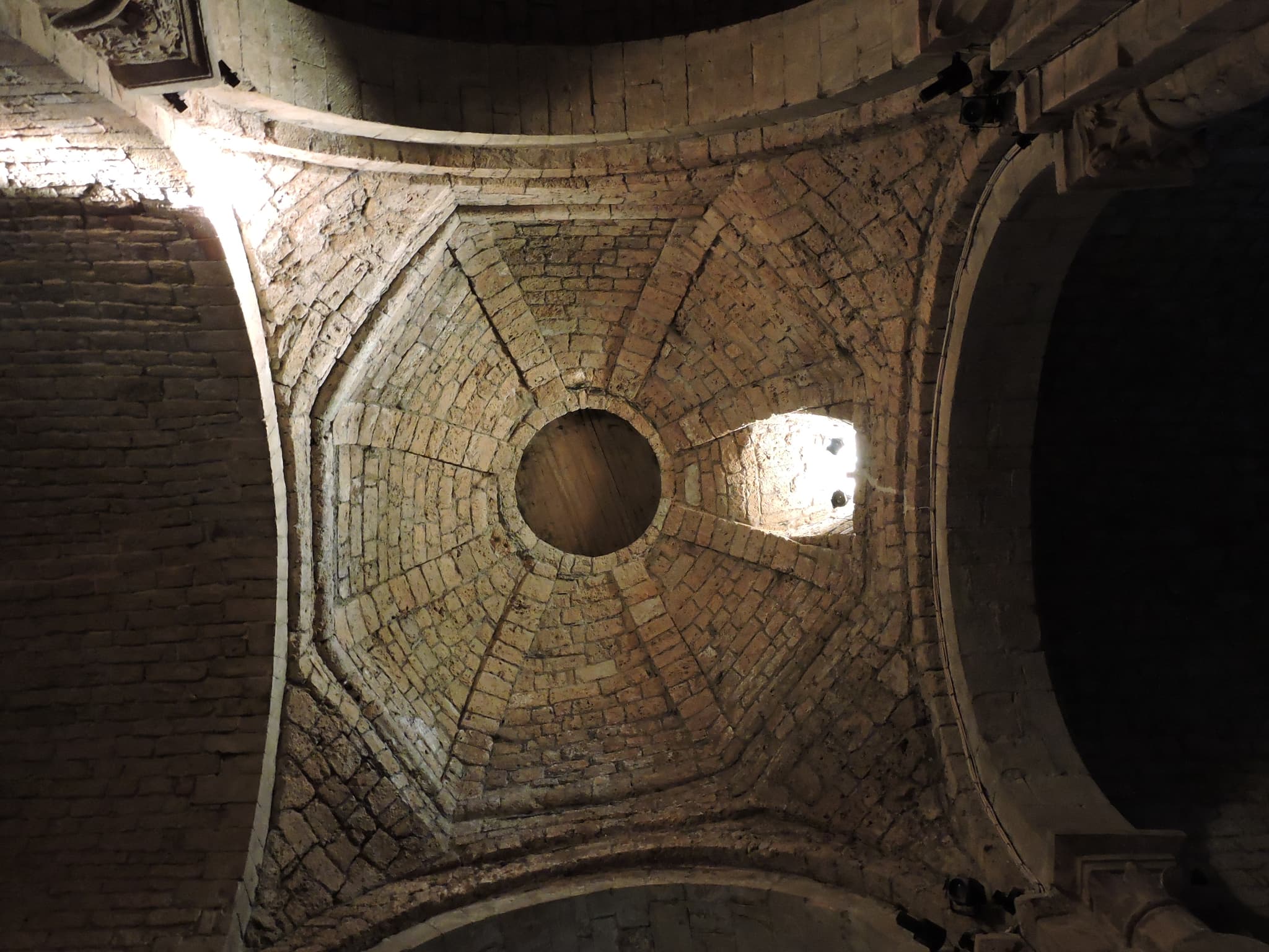 PCULAR048V506LCQ_eglise ispagnac 4