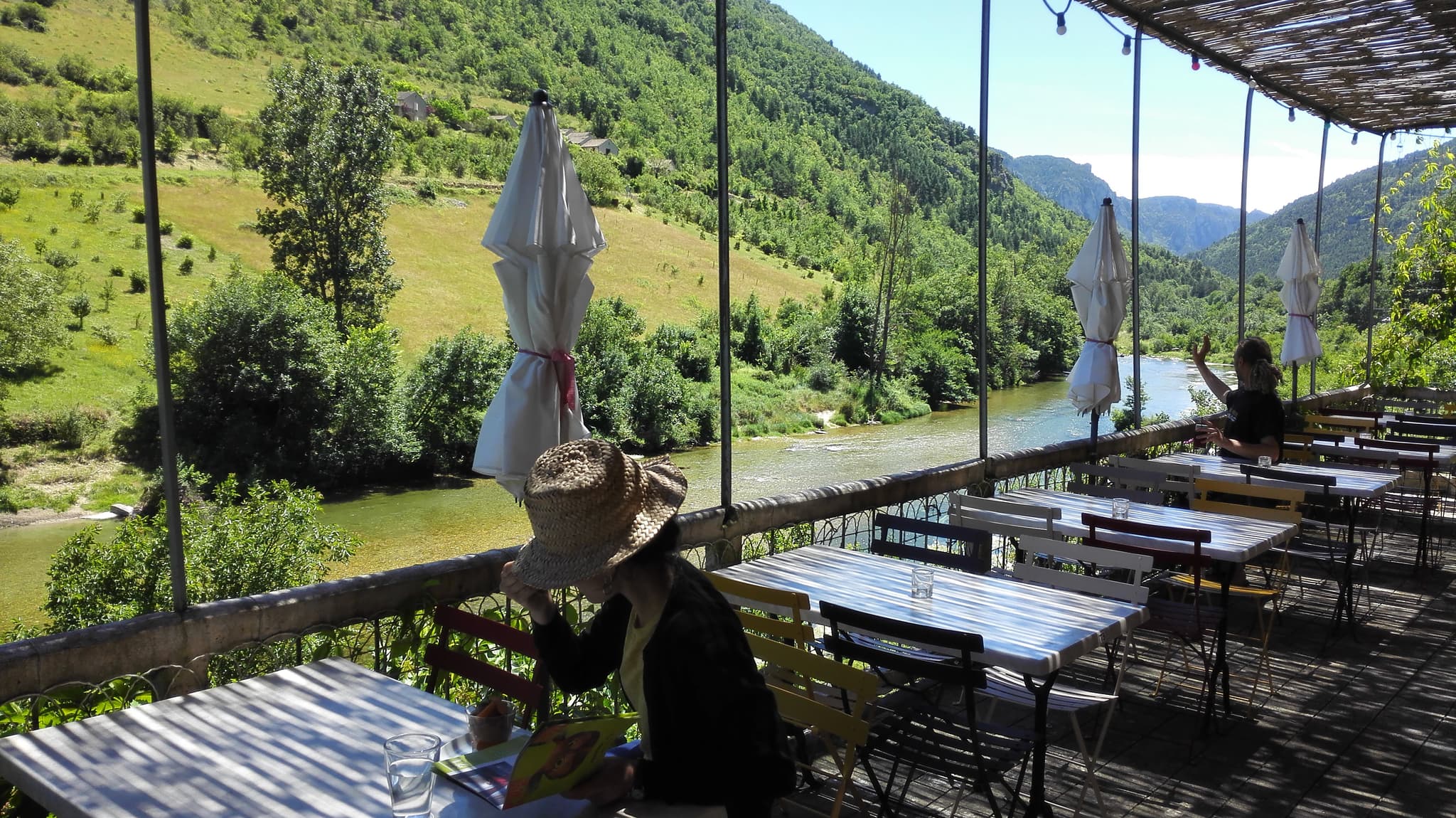 Terrasse sur le Tarn