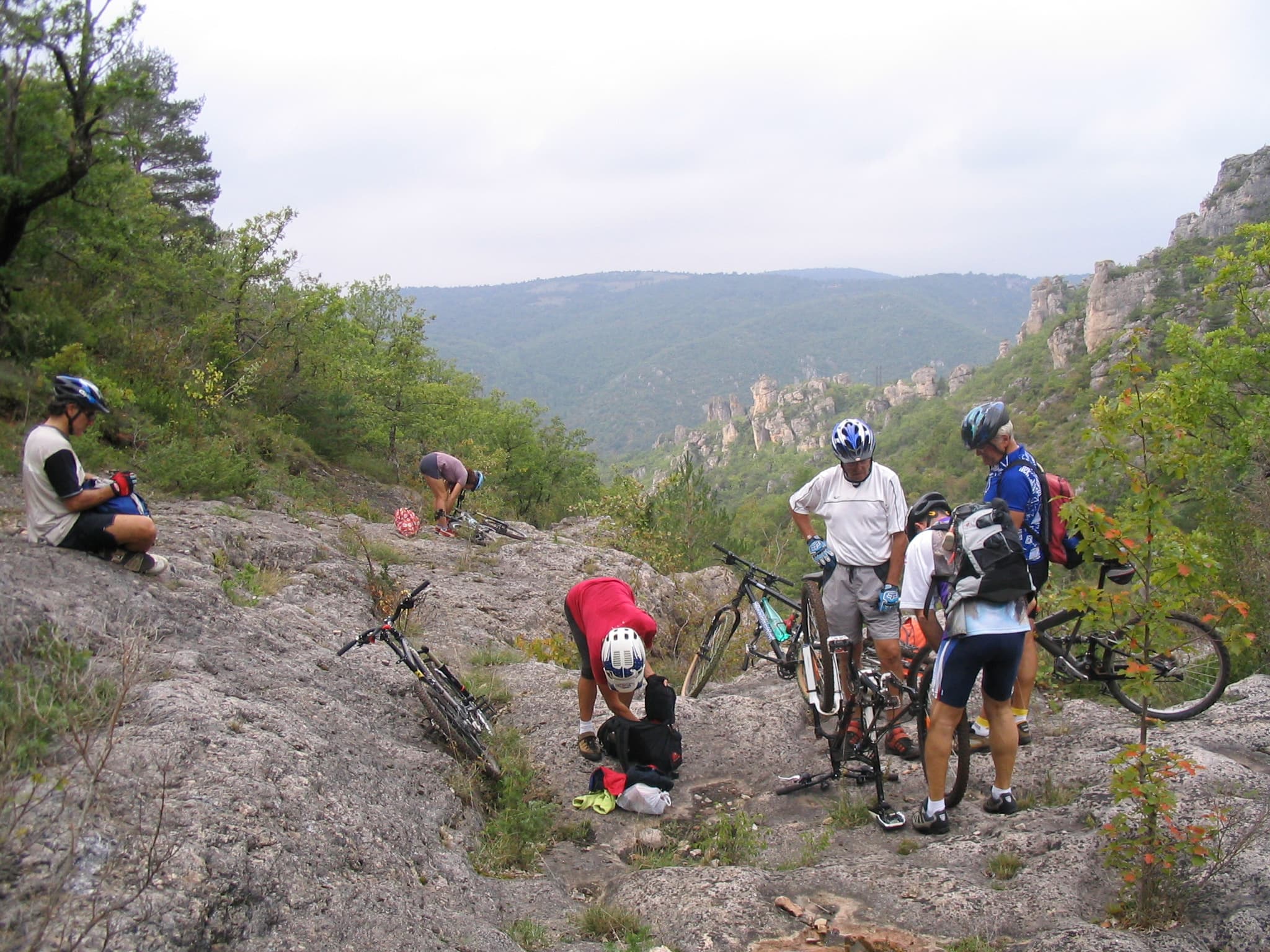 Sur les bords des gorges de la Jonte