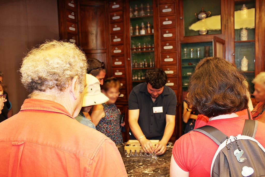 Visite-le-tour-du-monde-Mende