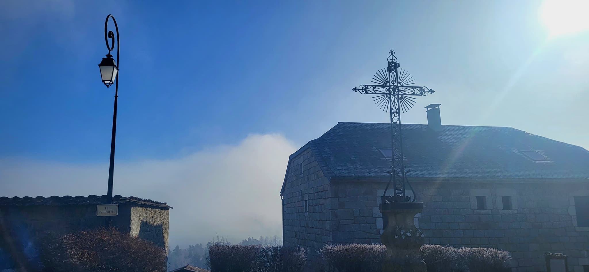 La croix des prêtres