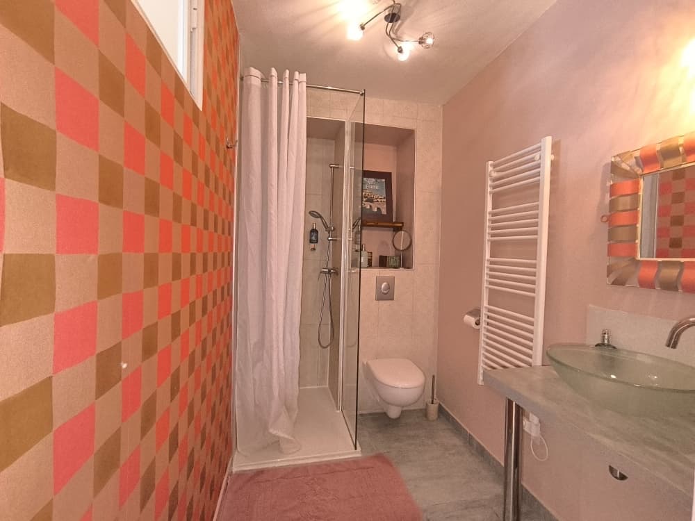 Amandine douche chambres dhotes la jasse