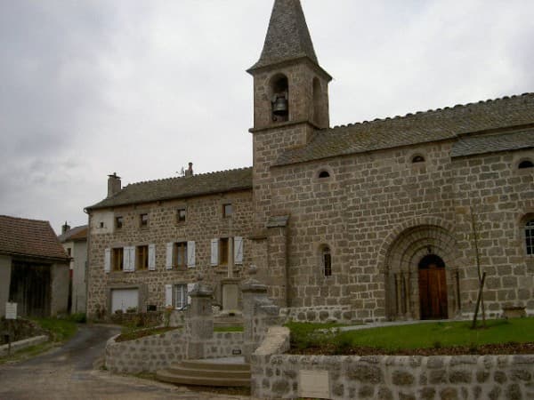 Eglise Pierrefiche