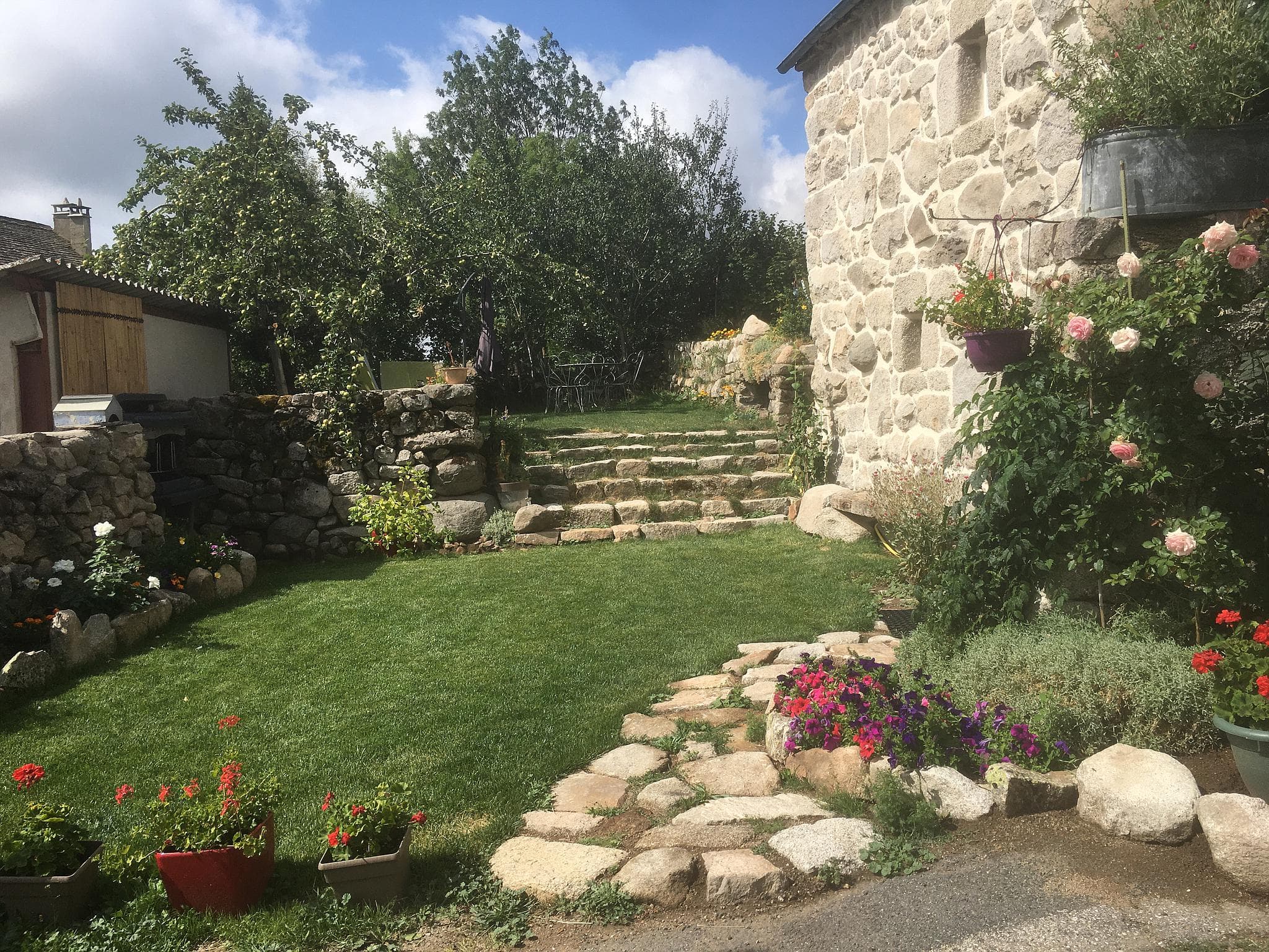 GITE CASTEL-CAILLOUX