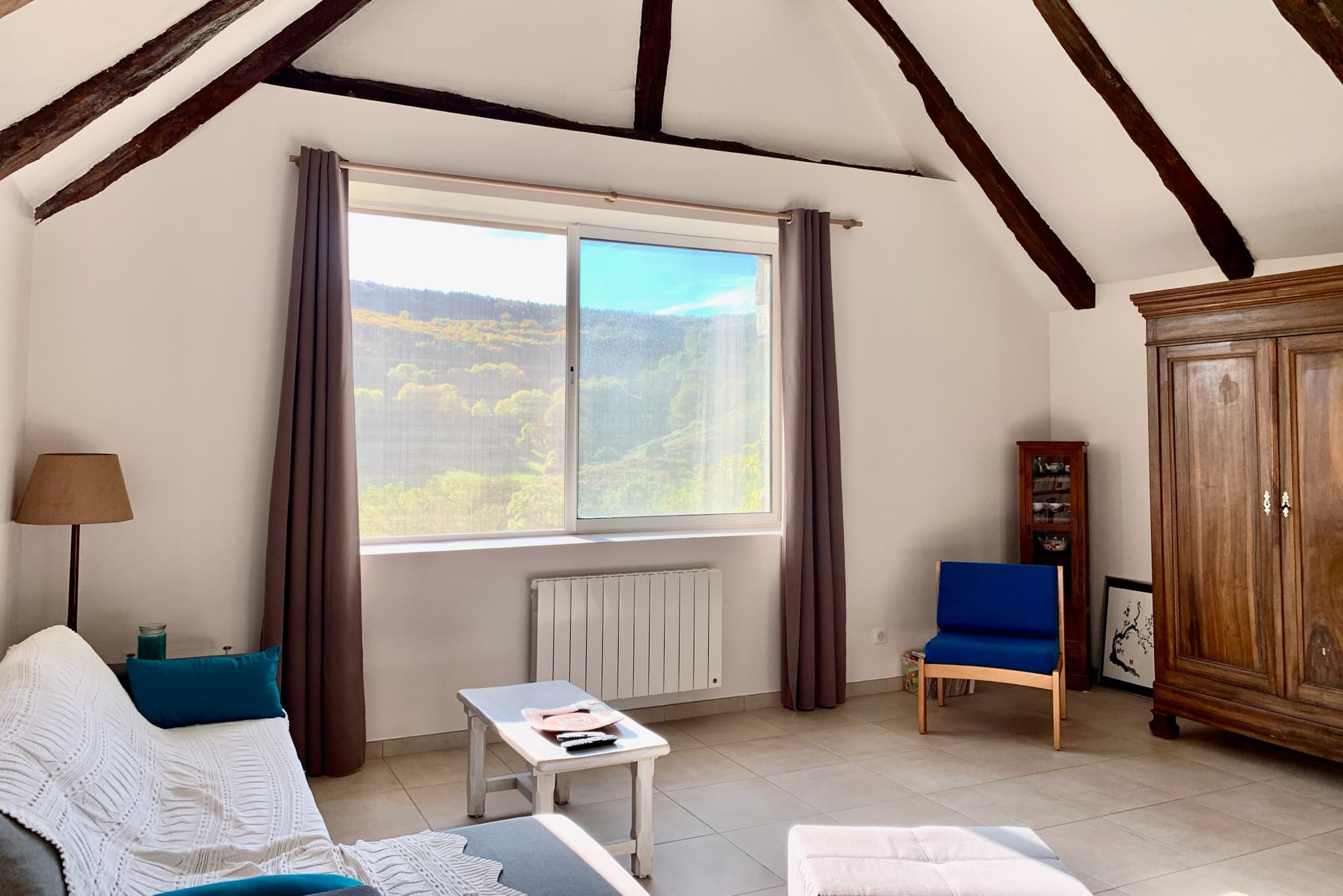 Grange-salon-baie