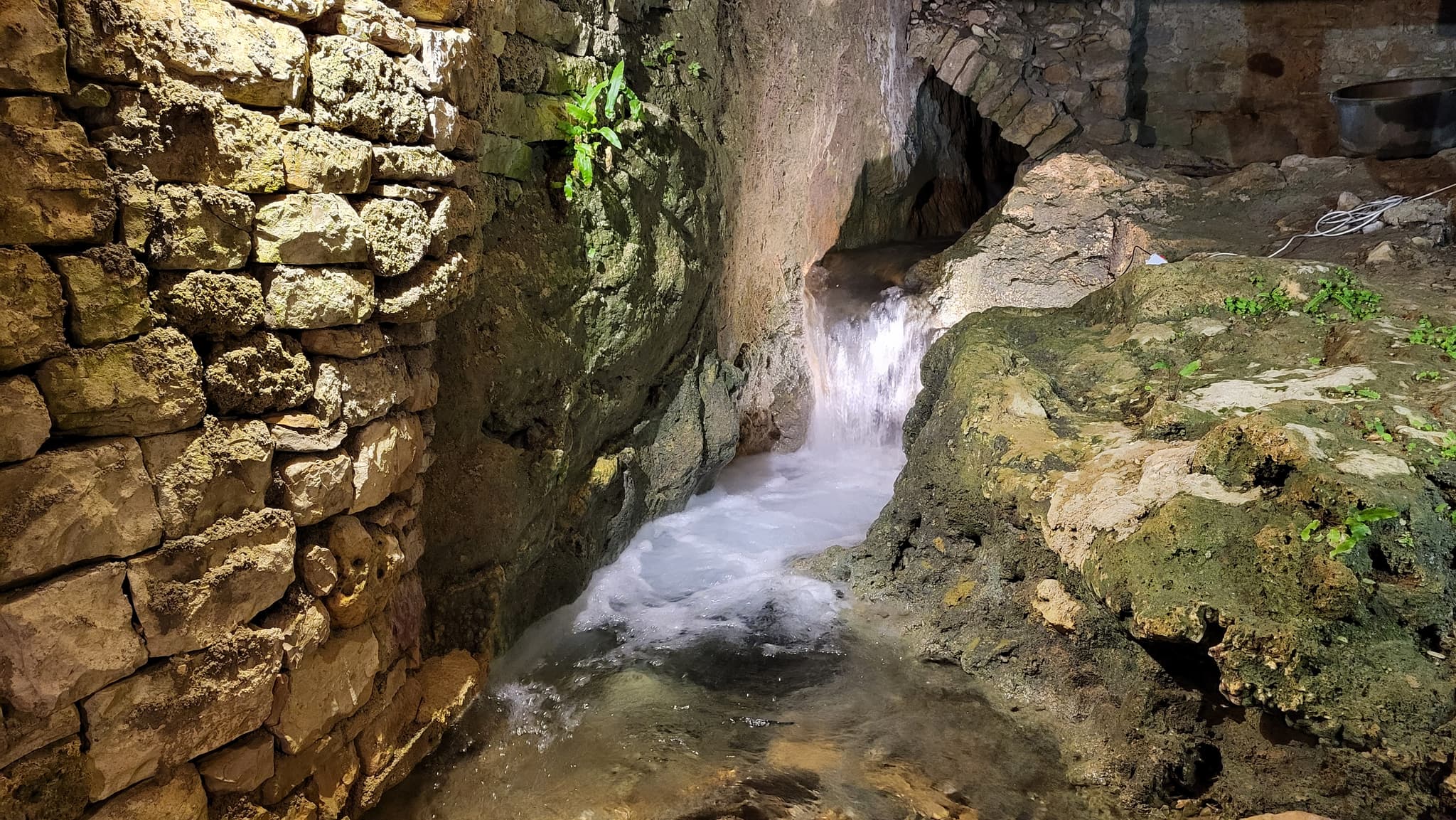 La source à l'intérieur