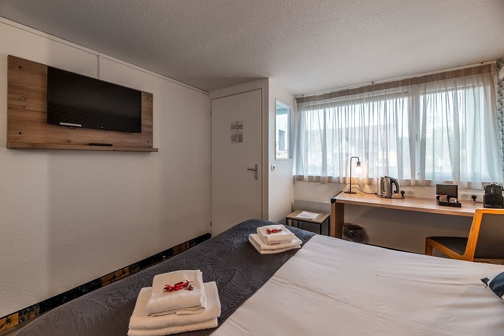 hotel le Cyrano chambre