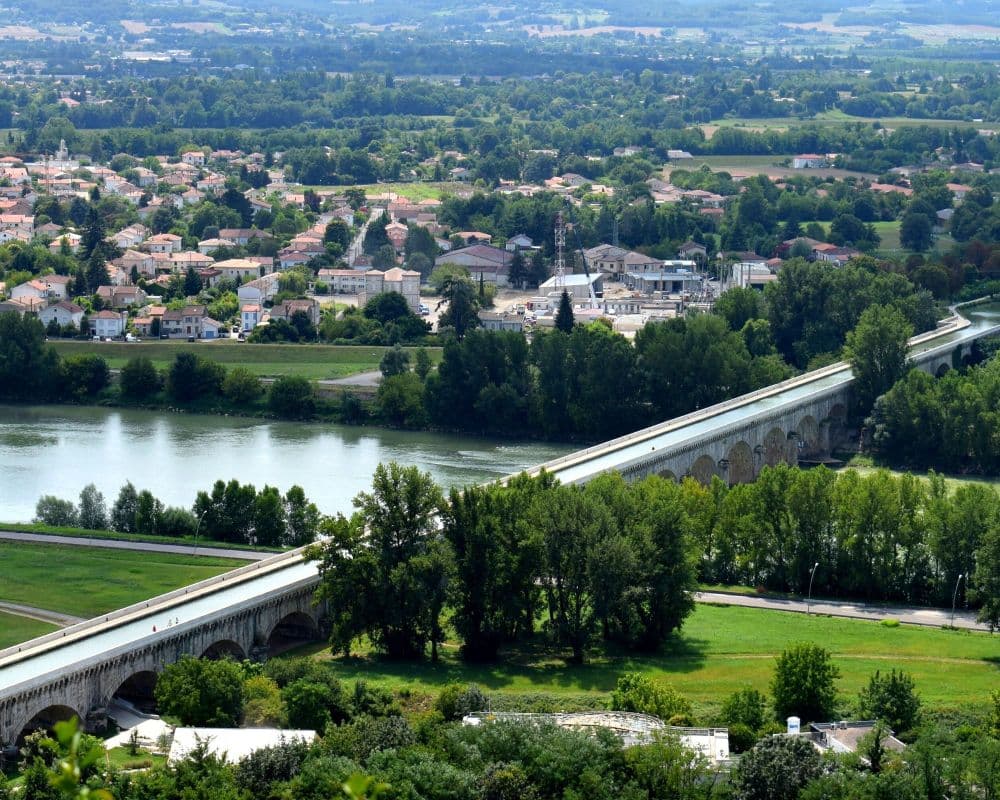 vue aérienne agen pont canal