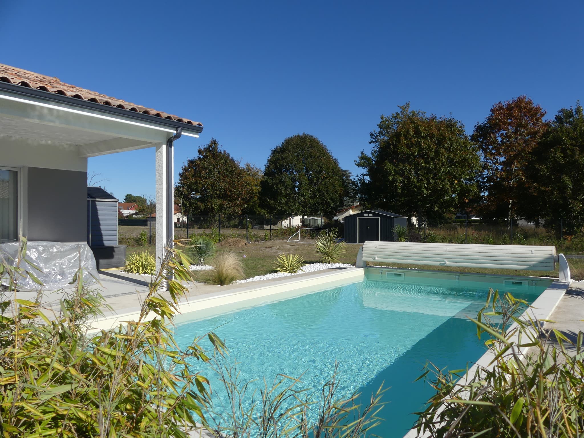 #piscine et terrasse