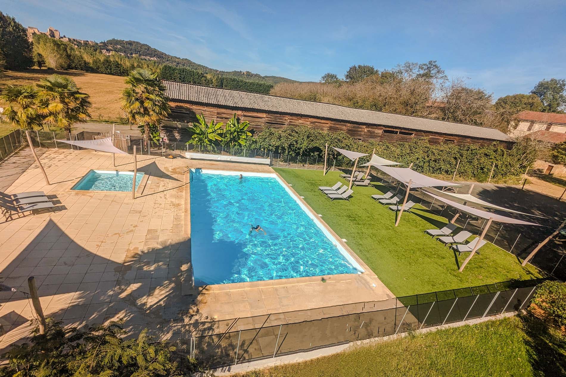 Camping les Cinq Chateaux - Vézac