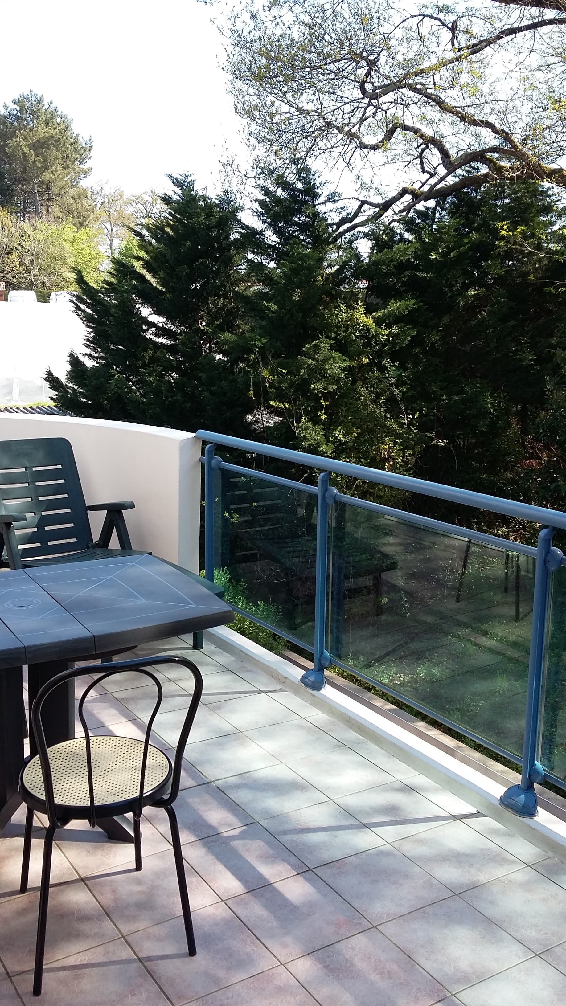 01 BALCON