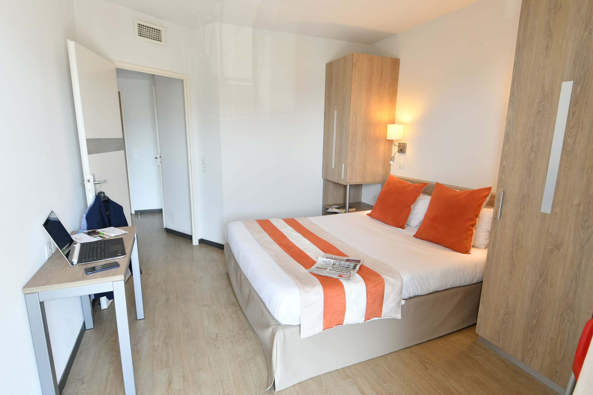 03_2pieces_4personnes_chambre02