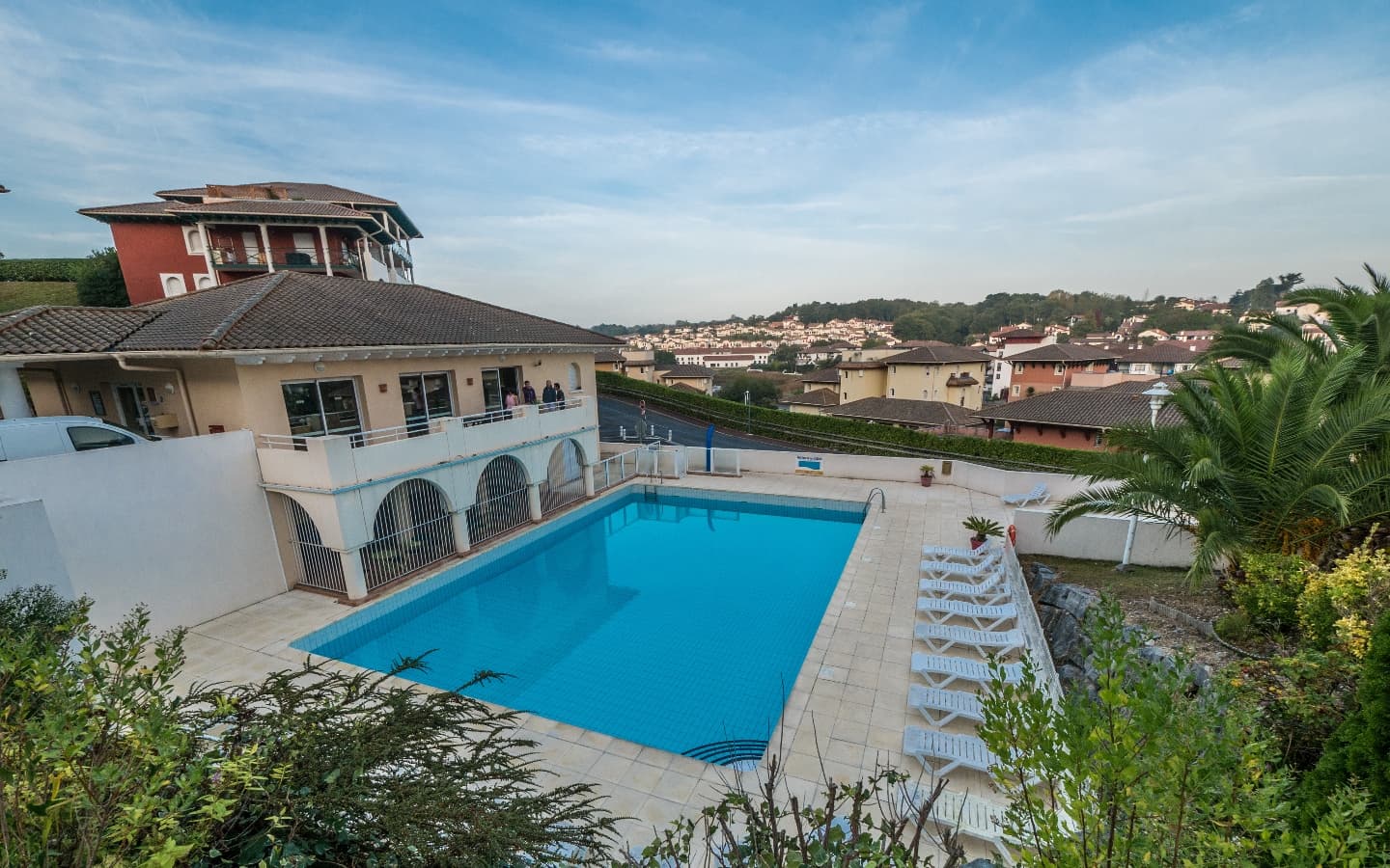 03-Soko-Eder-Piscine-exterieure-1440X900