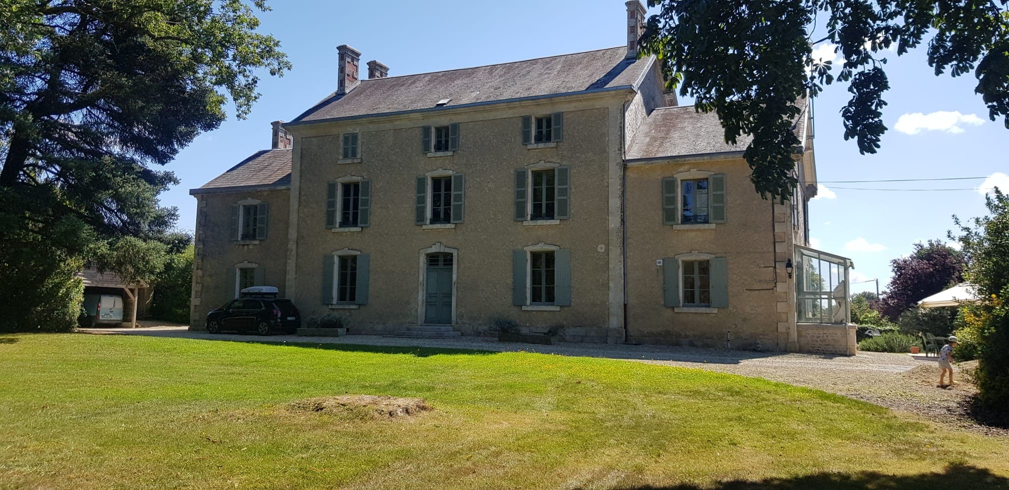 Gite accolé à la maison de maître