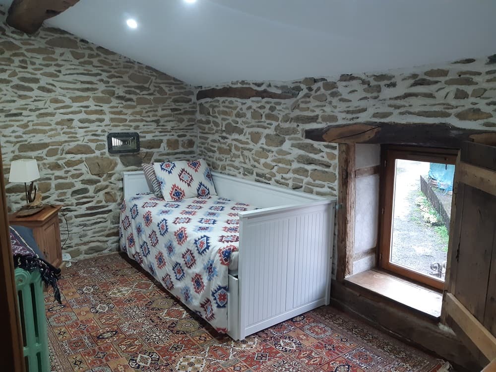 chambre de 3 personnes à l'étage