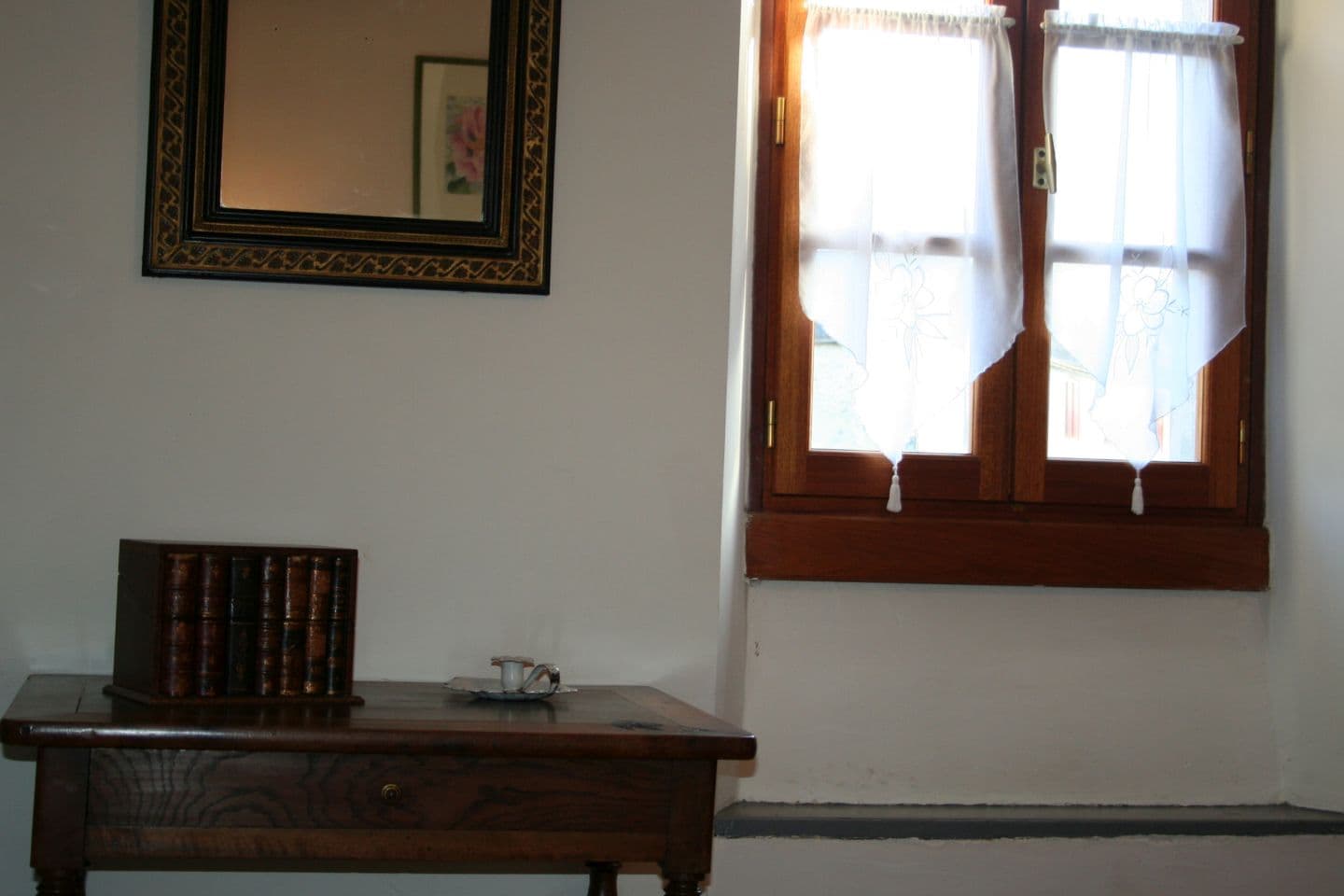 08_Maison Bergès_chambre1_bureau_Barcus64130