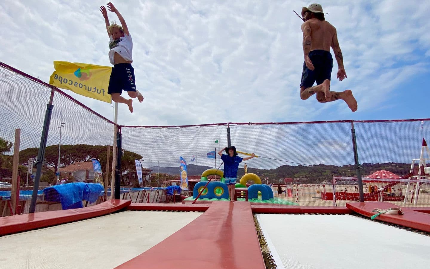 Club de plage Neptune Hendaye - Trampoline