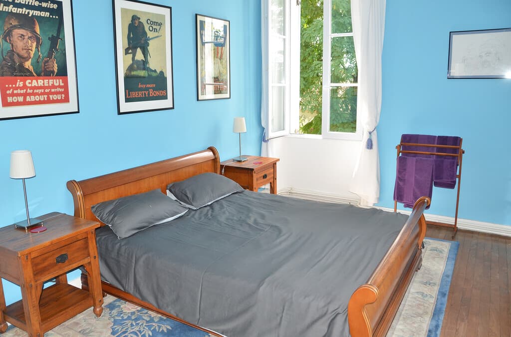 chambre-bleue-maison-Hubert-Faure