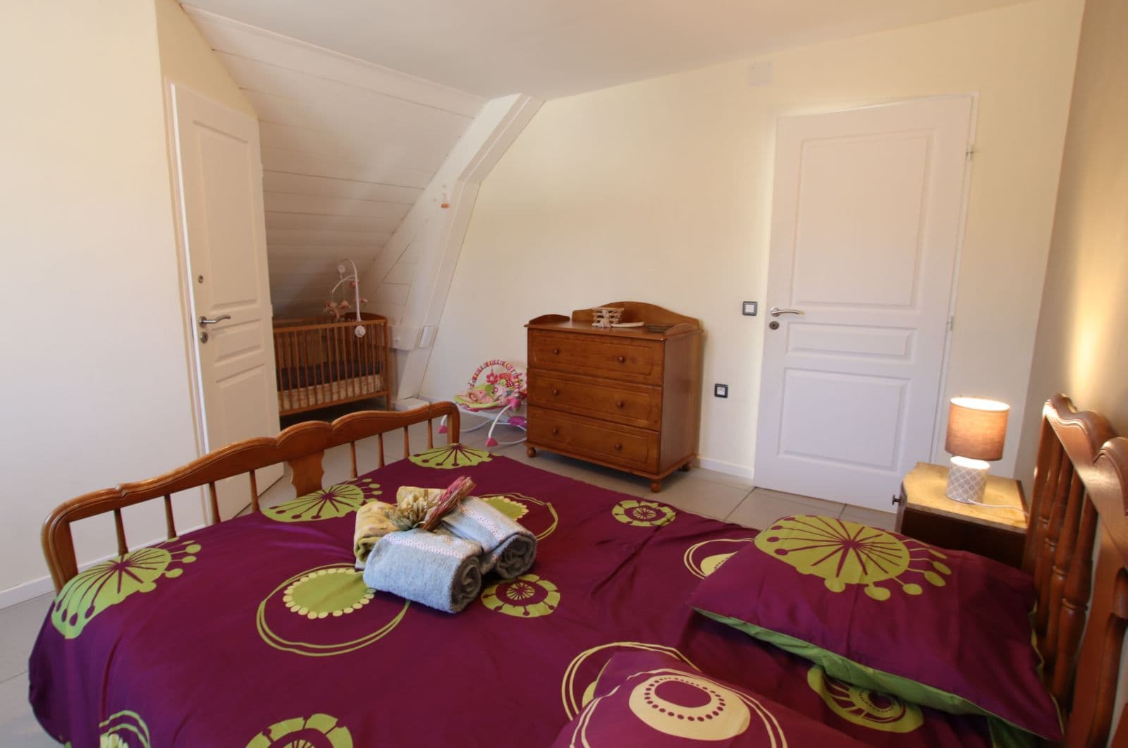 chambre taupe,1 lit double