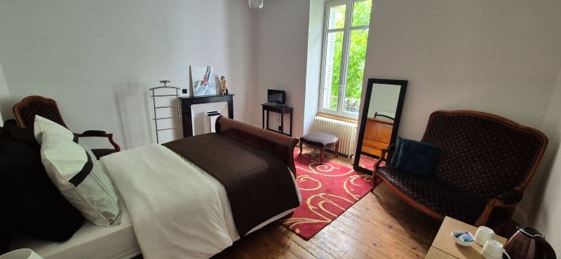 11 CHAMBRE THYM