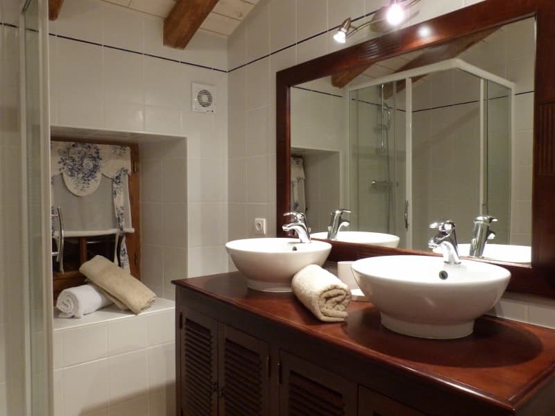 12 SALLE D'EAUbis