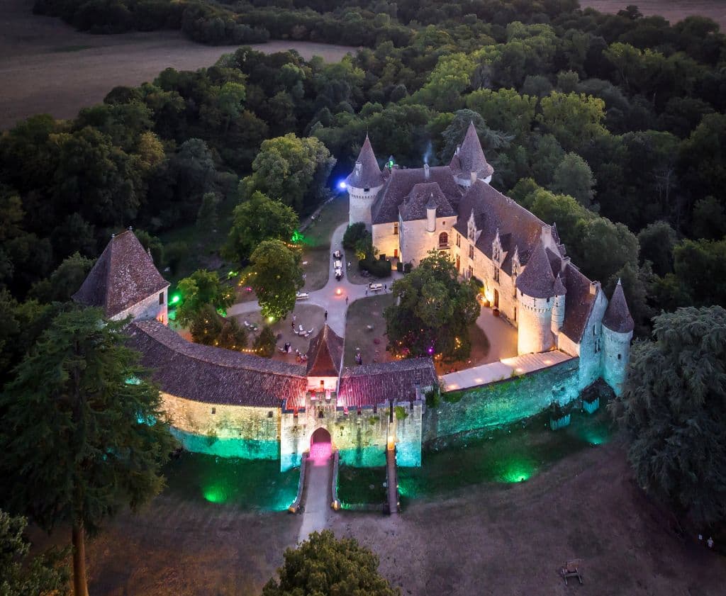 12.DECLIC et decolle - soirée au château animation nocturne lumière ambiance