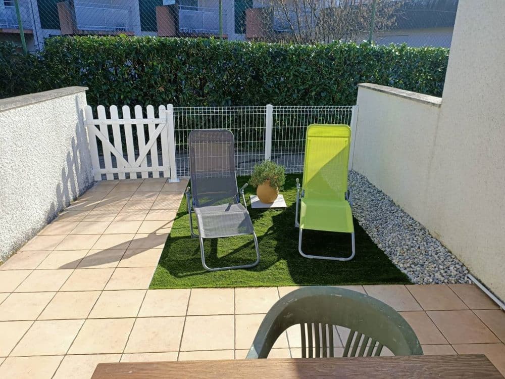 12A PONT VOLANT TERRASSE COTE CHAMBRE