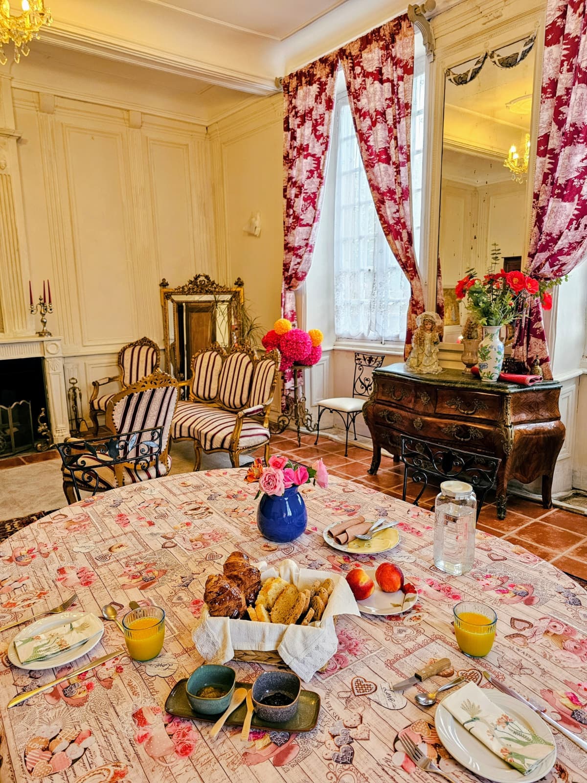 LE PETIT DEJEUNER 2025 ©Campana