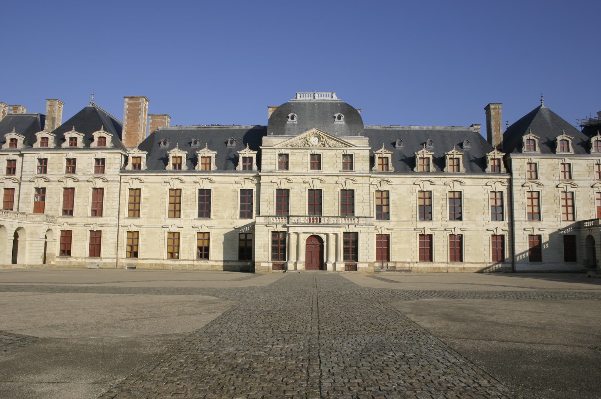 Chateau ducs tremoille patrimoine culturel Thouars Thouarsais Deux Sevres