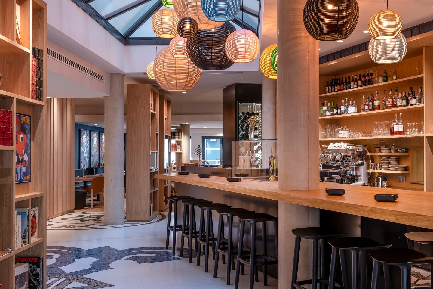 Bar