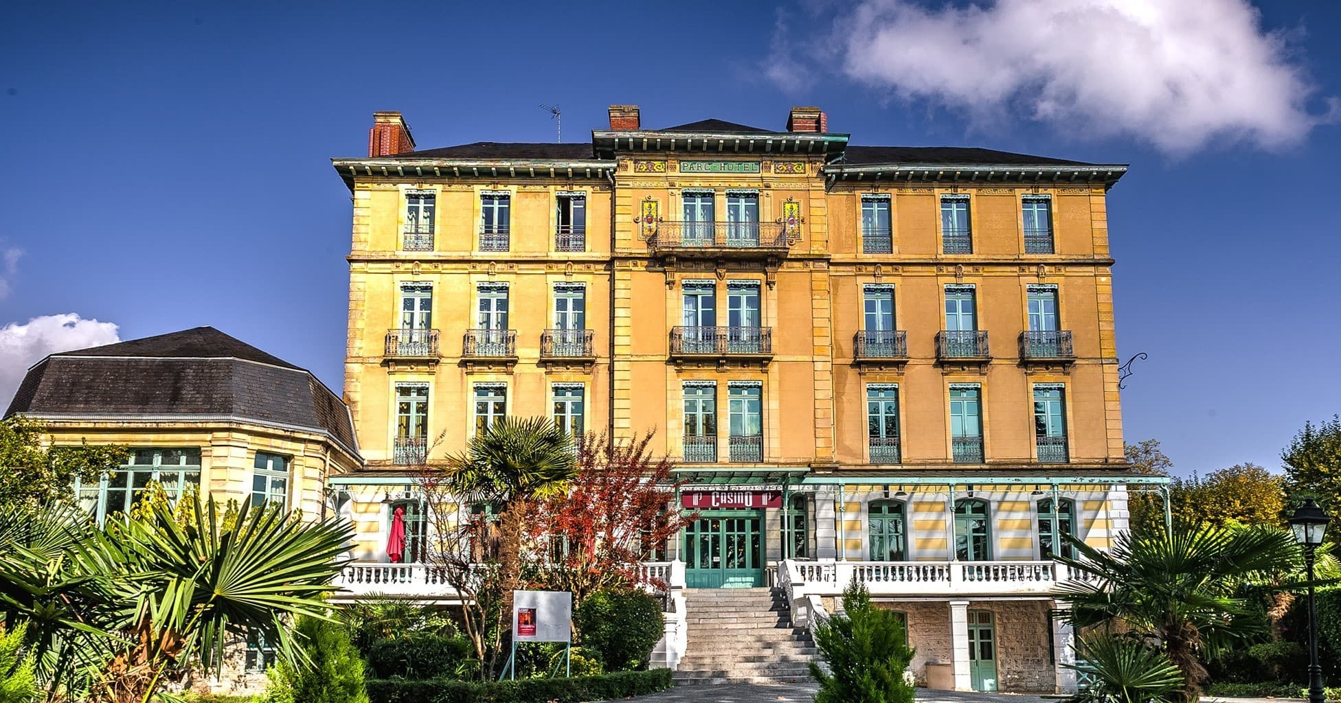 VUE EXTERIEURE CASINO