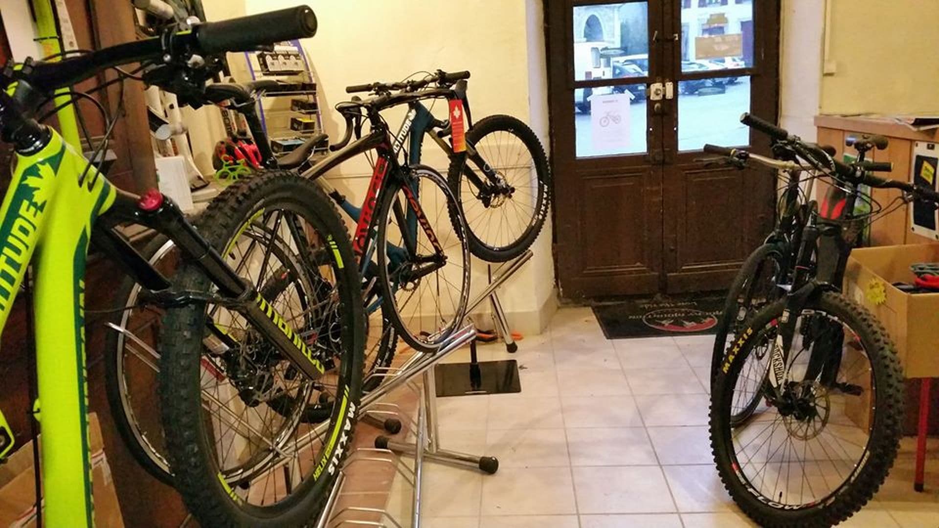 Cycl'on - Locations et réparations vélos Bedous
