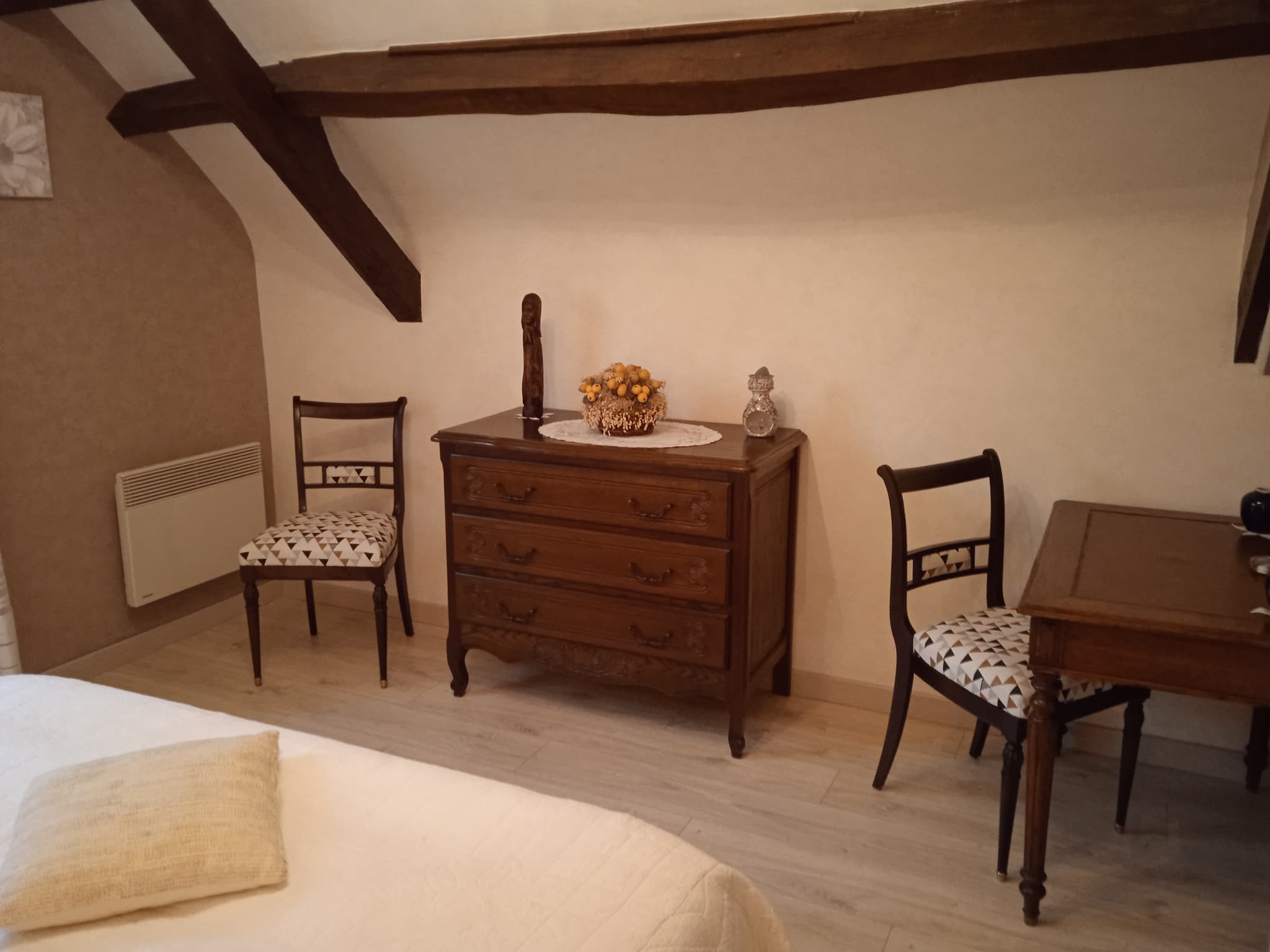 Chambre 2 avec bureau_12