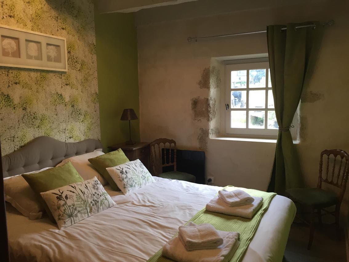 Chambre gîte 4 personnes_15