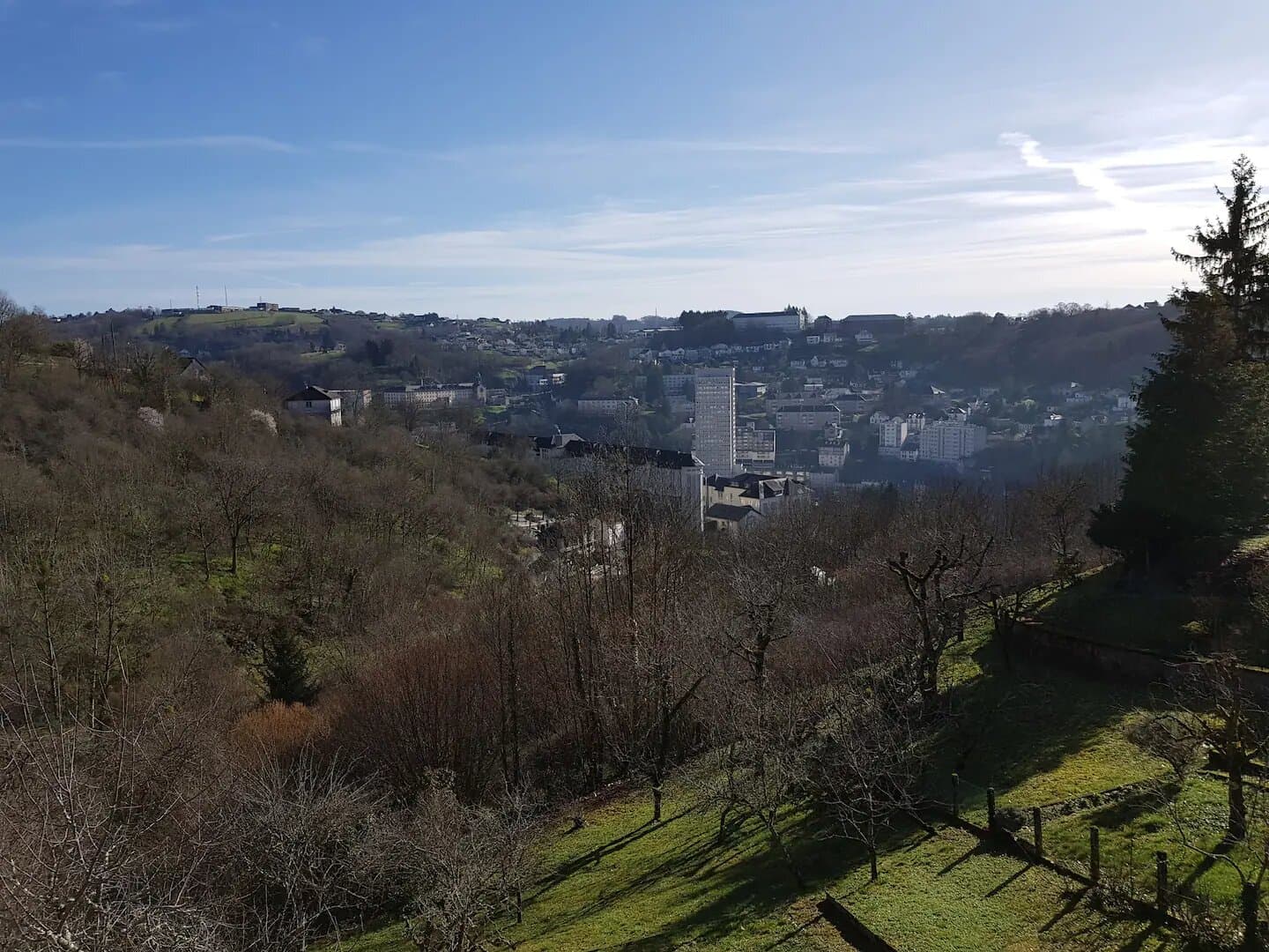 Appartement VUE SUR VILLE_10