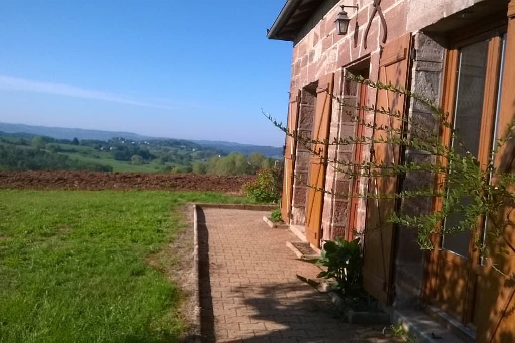 Meuble de Tourisme PORTE_1