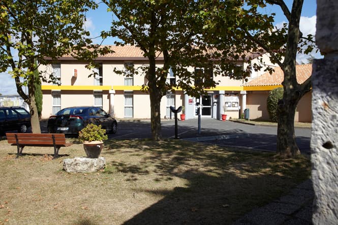 Le parking privé de l'hôtel
