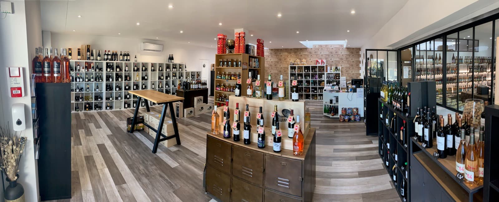 Cave le vin au vert