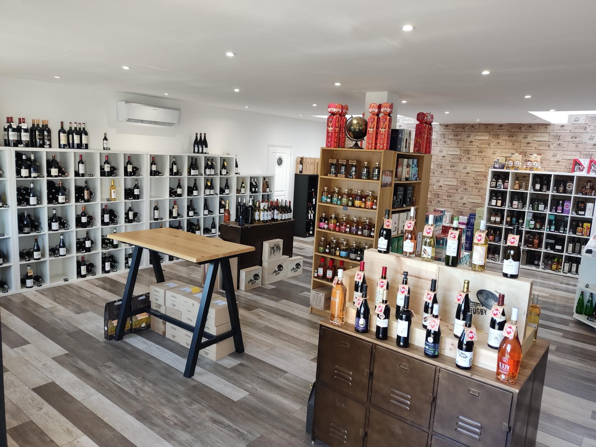 Cave le vin au vert