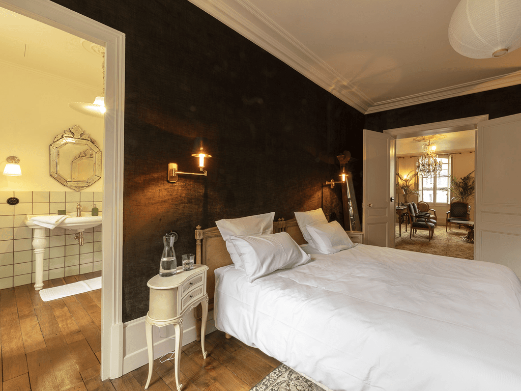 Chambres d'Hôtes "Hôtel de Colbert"_9