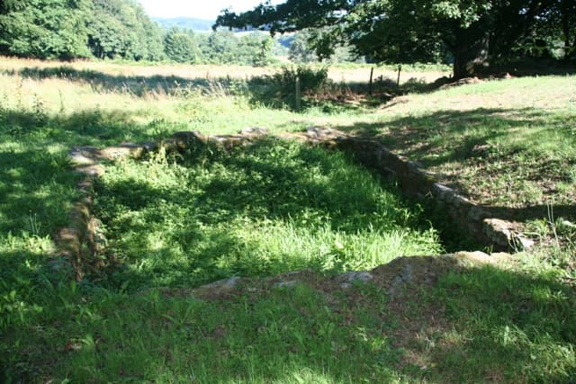 La fontaine et le lavoir du Chier_2