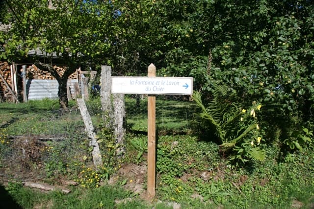 La fontaine et le lavoir du Chier_4