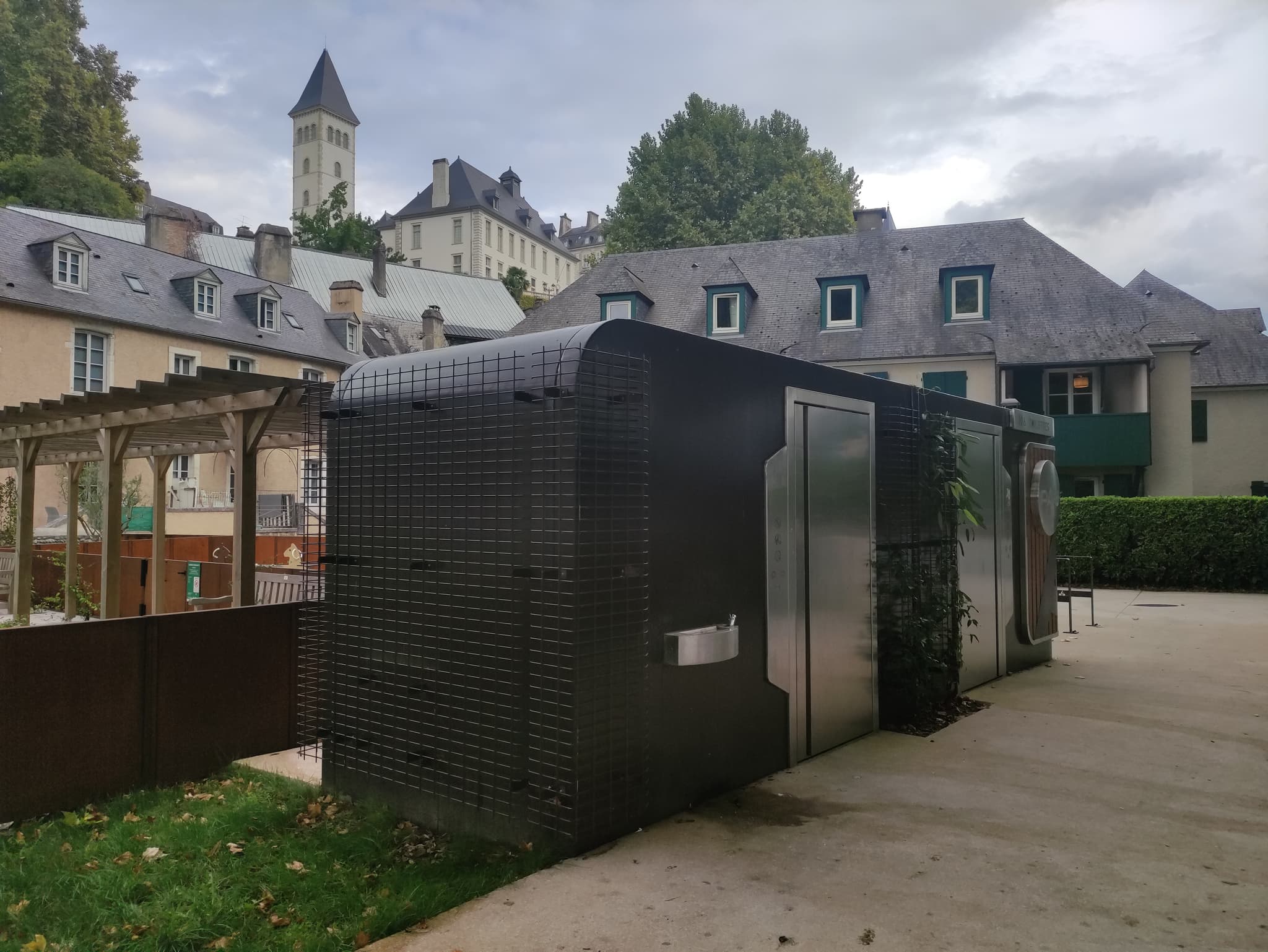 Toilettes Jardins médiévaux