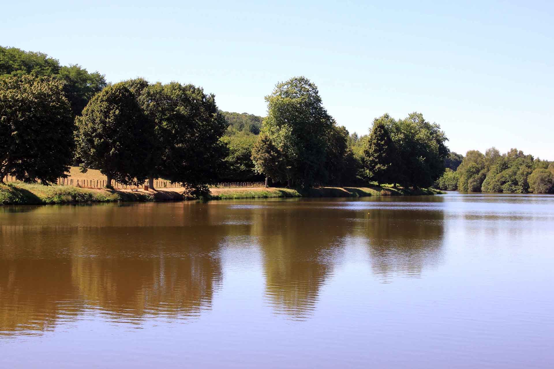 Plan d'eau de Ladignac le long_10