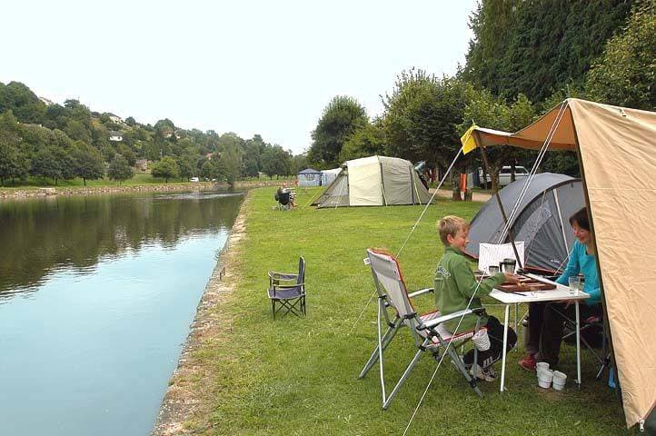 Aire d'accueil camping-car Les Grèves_1