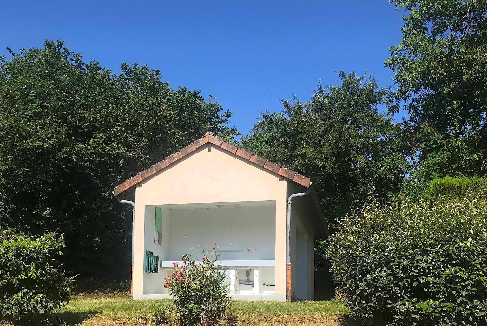 Aire d'accueil camping-car des Treilles_8