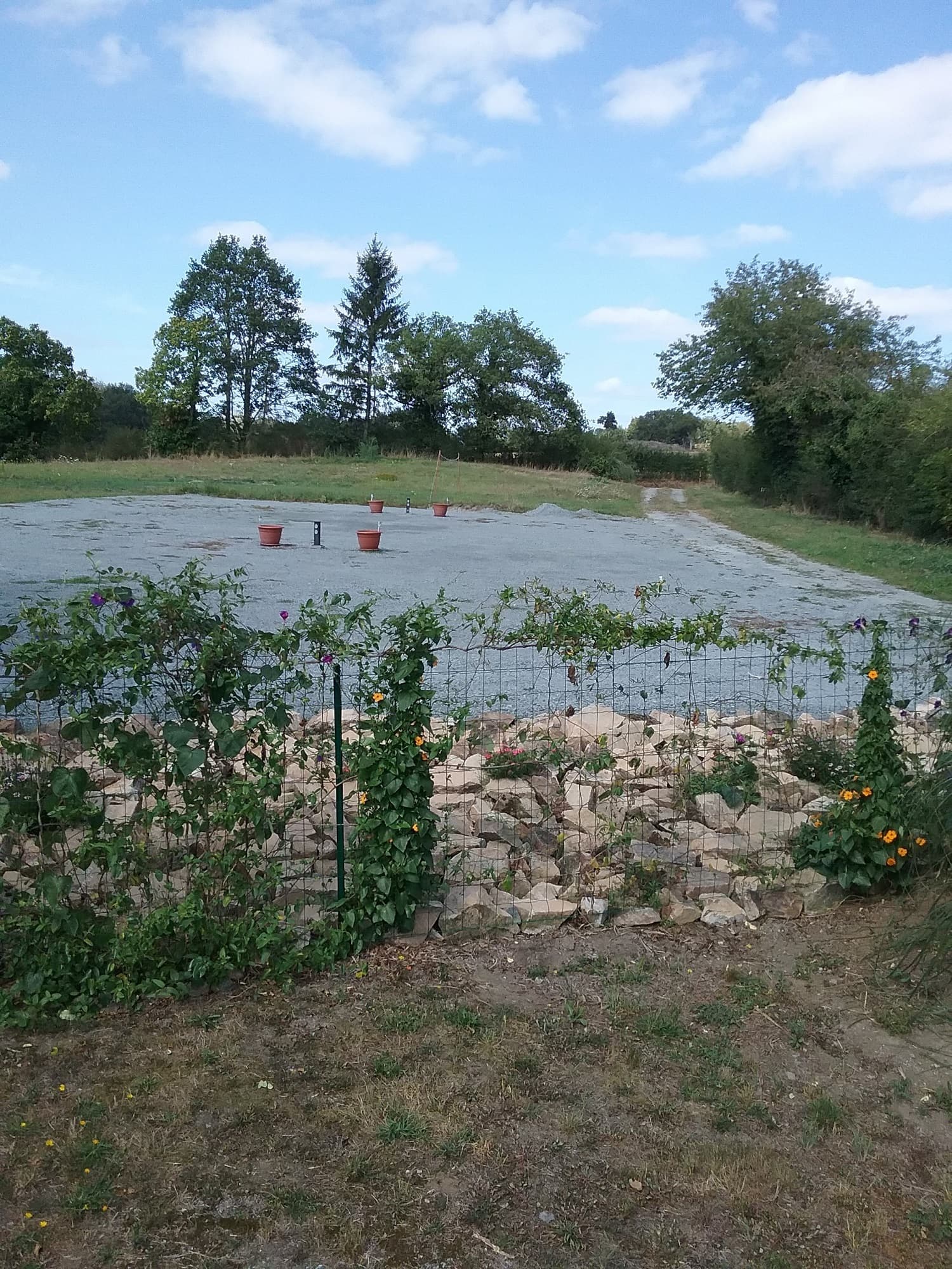 Aire d'accueil camping-car de la Grande Roche_2