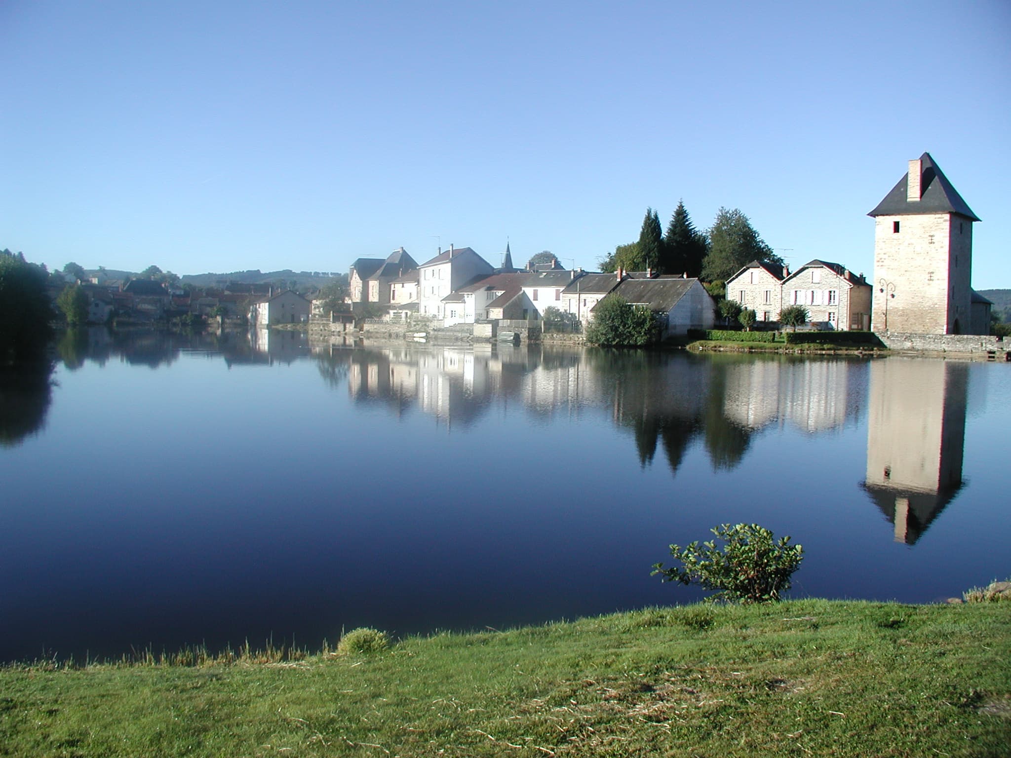 Pêche à l'étang de Peyrat le Château_2