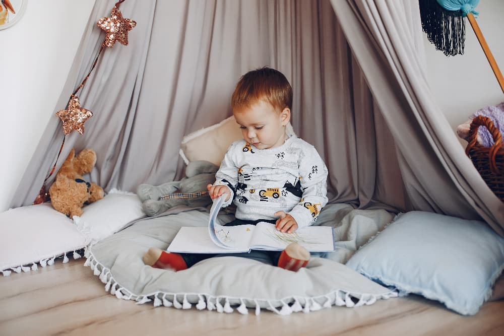bébé lecteur